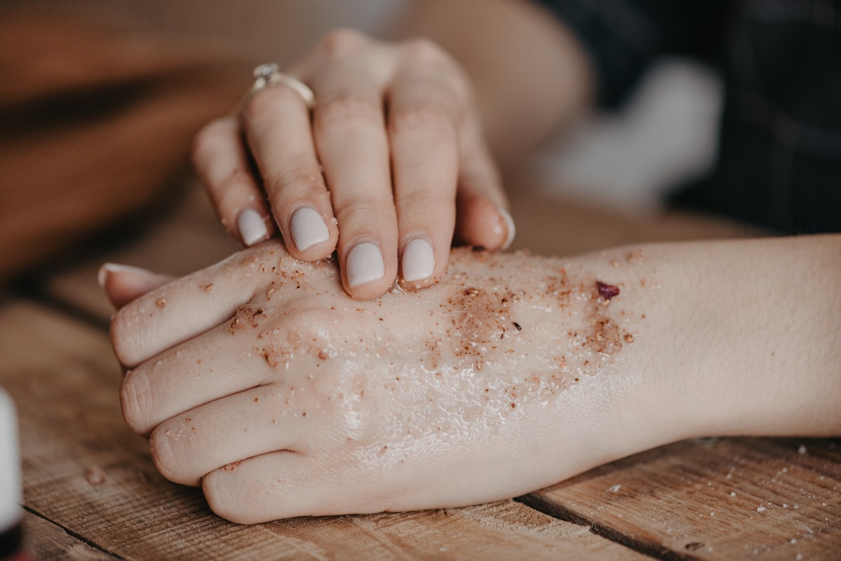 Ingredientes naturales para revitalizar manos y cuello